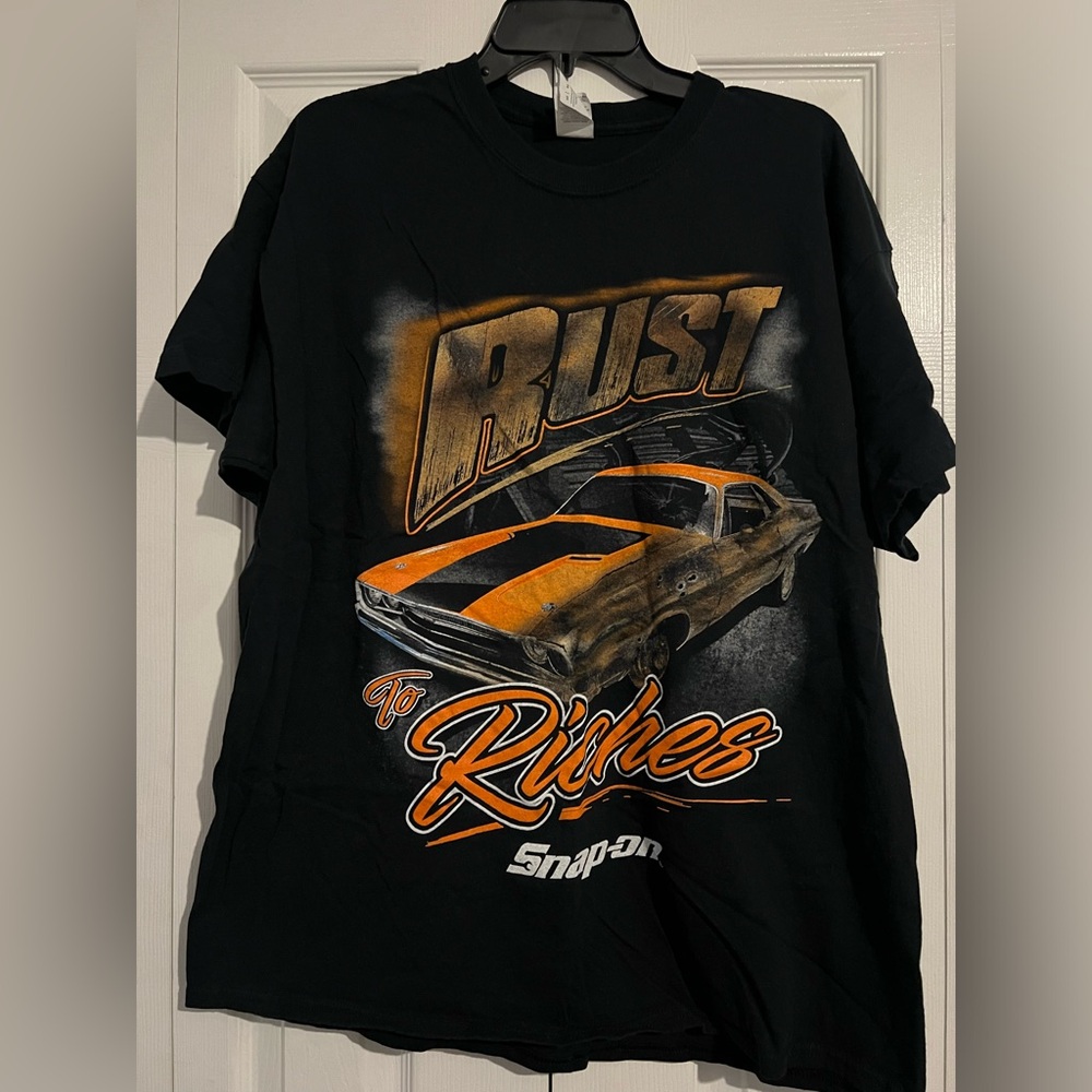 Snap on shirt XL